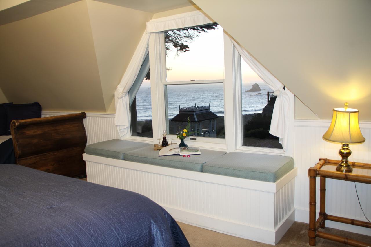 Elk Cove Inn & Spa Exterior photo